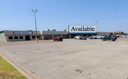 Retail space for Rent at 1203 W Ennis Ave (1203-1603) in Ennis