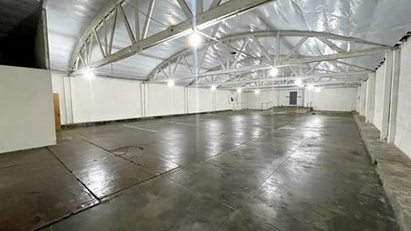 Industrial space for Sale at 805 S Union Ave in Los Angeles