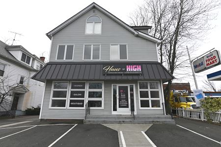 Retail space for Rent at 509 Farmington Avenue in Hartford