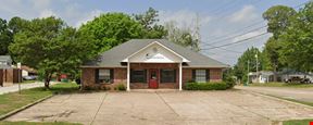 1,800 SF Office-Retail Building For Lease