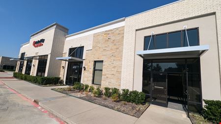 Freestanding Multi-Tenant Property