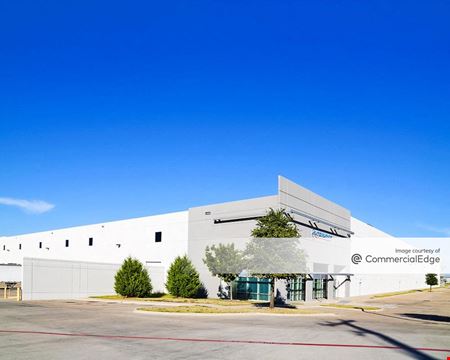 Industrial space for Rent at Forum 303 Crossing - 3221 East Arkansas Lane in Arlington