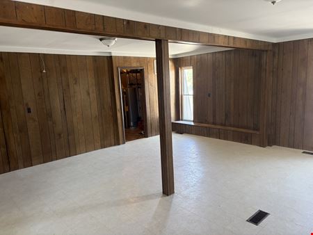 Eastpointe - Single-Tenant Retail/Office Building
