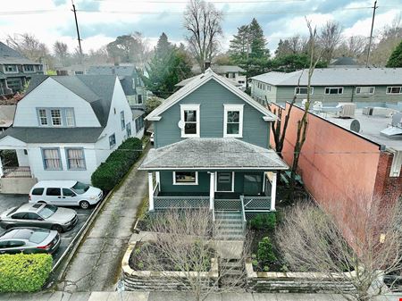 Commercial space at 1737 NE Broadway St in Portland