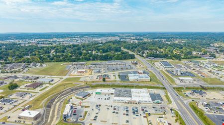 45,000 SF LARGE-FORMAT RETAIL / FLEXIBLE COMMERCIAL SPACE
