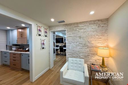 Class A Live/Work Property Near Siesta Key