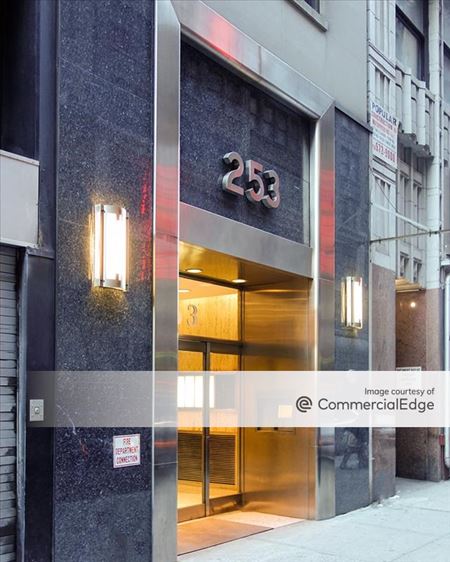 Office space for Rent at 253 West 35th Street in New York
