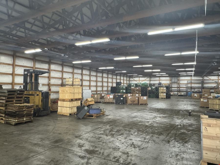 630 4th Street W, Lease