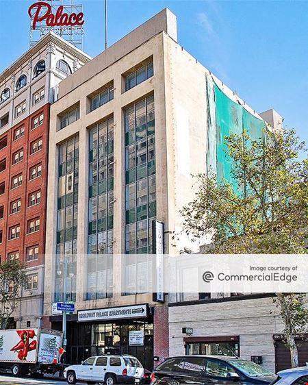 Office space for Rent at 950 South Broadway in Los Angeles