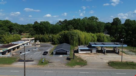 1012 E Shockley Ferry Rd