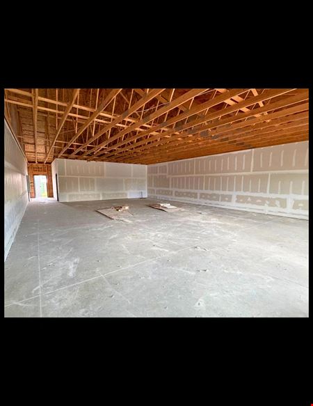 Anchor Plaza | Combined 3,569 SF
