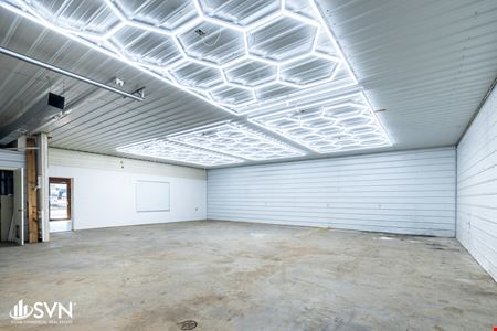 2,400 SF Office/ Warehouse Space For Lease