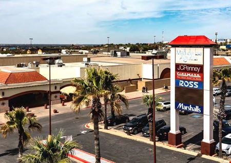 Retail space for Rent at Mall de las Aguilas in Eagle Pass