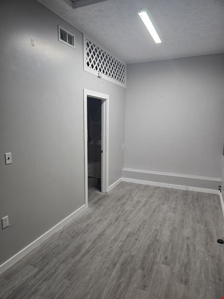 433 Oberlin Rd