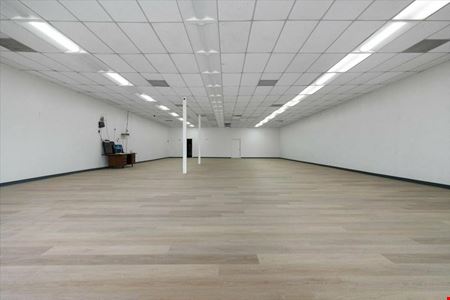 High Exposure Retail Building: 2 Units