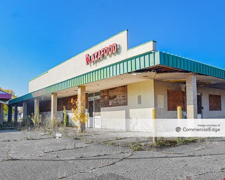 Retail space for Rent at Thompson Center in Flint