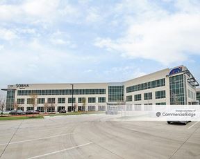 121 Commerce Center - AQUA