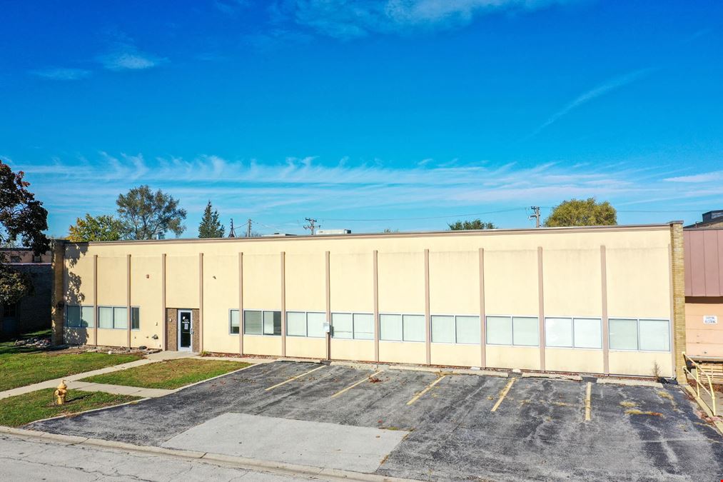 100 W Industrial Rd