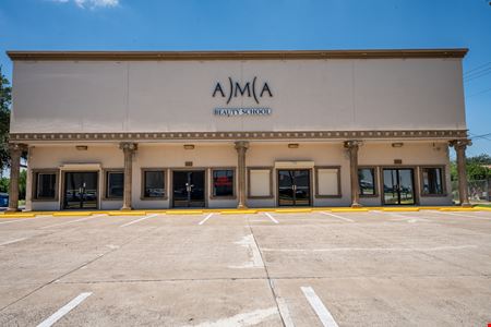 Retail space for Rent at Crown Plaza in McAllen