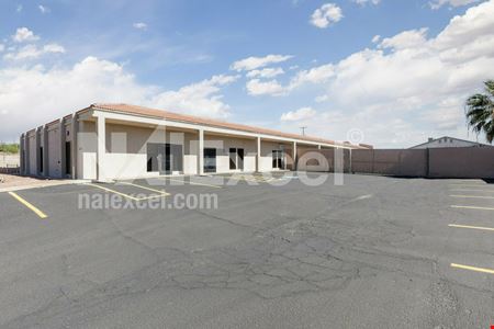 Rare Mfg./Showroom/Warehouse near Sunset!