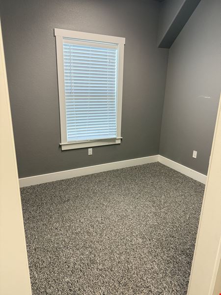 Oakmont Office Condominium Business Park