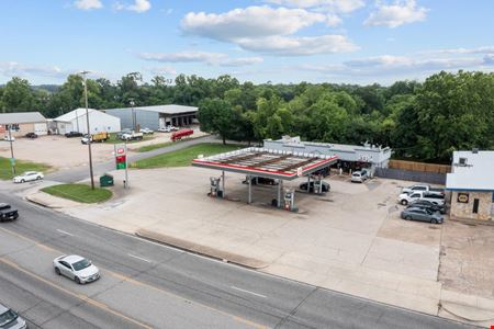 401 N Timberland Dr