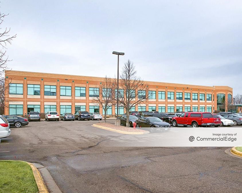 12600 Whitewater Dr Bldg