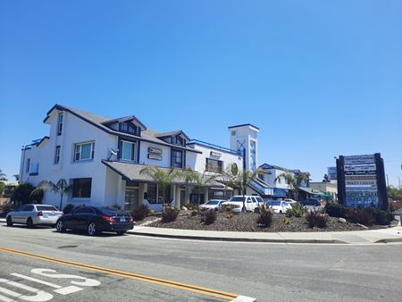Retail space for Rent at Harbour Landing in Huntington Beach