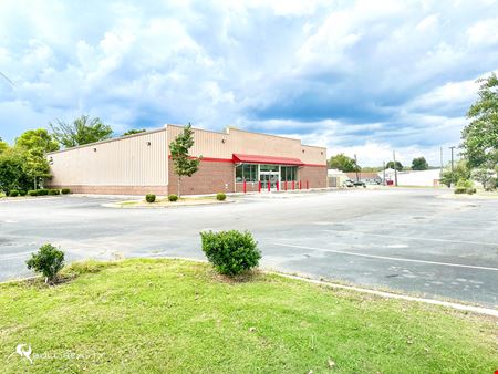 ±8,320 SF Former Family Dollar in Birmingham, AL