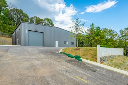 3906 Caine Ln - Sale