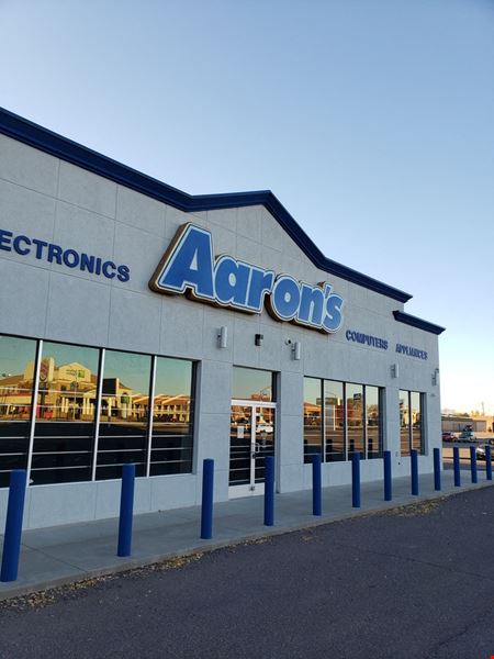7,000+- sf Retail Showroom Along N. California St. in Socorro, NM