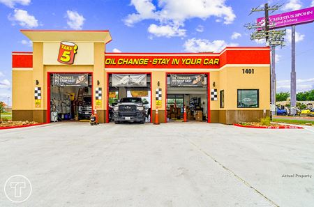 Commercial space at Take 5 in Kingsville