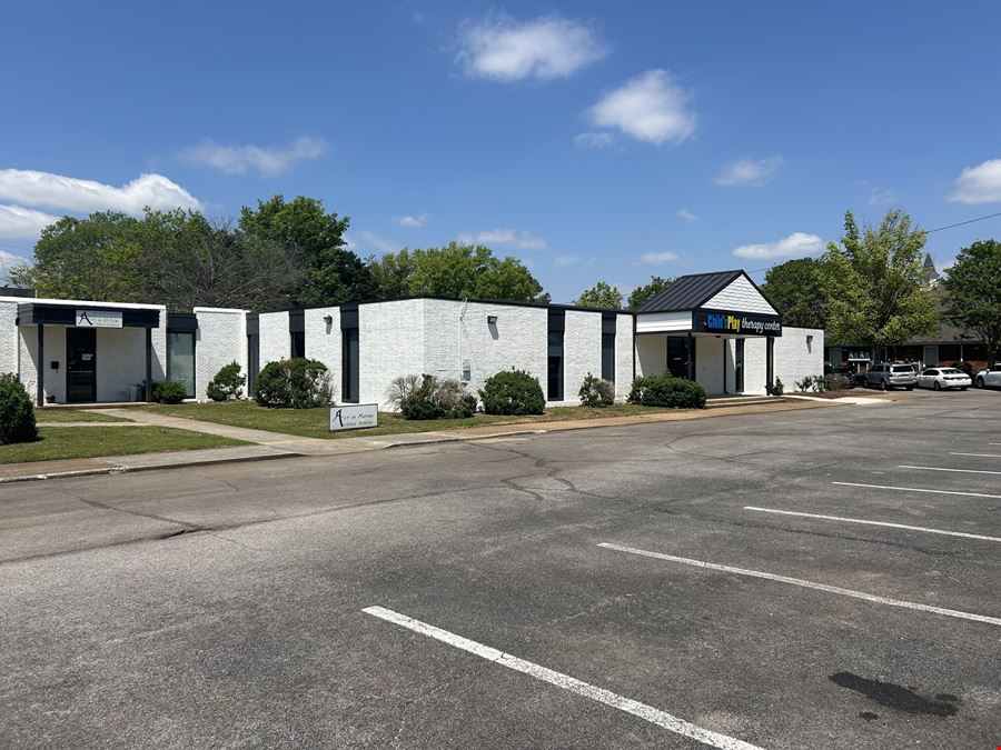 Multipurpose Suite in Prime Location 8300 Whitesburg Way Southeast