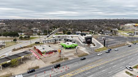 Retail space for Rent at 1717 S Valley Mills Dr in Waco