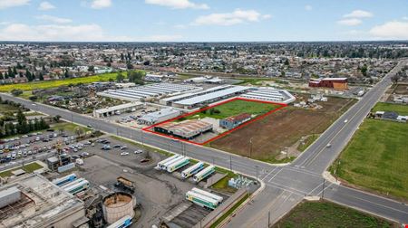 Freestanding Industrial Building on ±2.37 Acres in Porterville