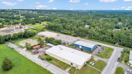11,760 SF Warehouse | 15' Clear | 2 Docks