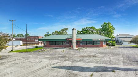 Retail space for Rent at 3220 S. Washington Blvd. in Marion