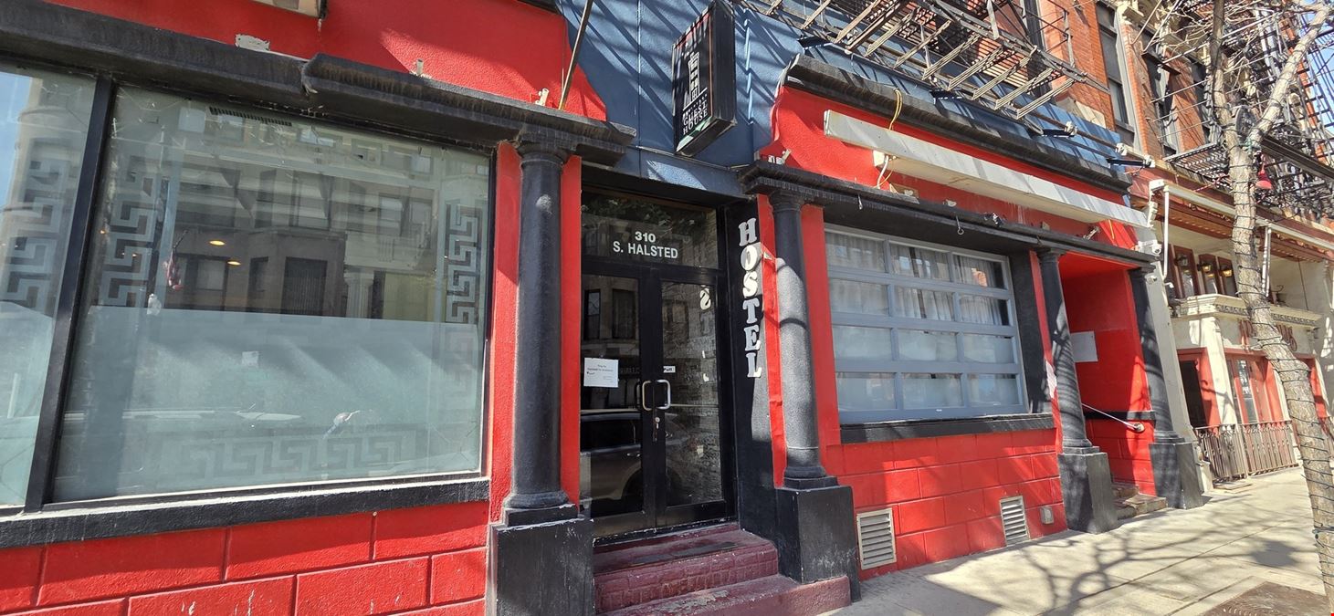 West Loop Second-Generation Restaurant Space
