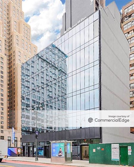 Retail space for Rent at 263 West 34th Street in New York
