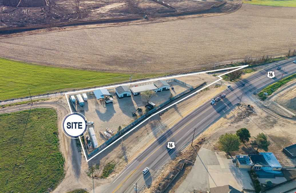 3744 N Highway 16
