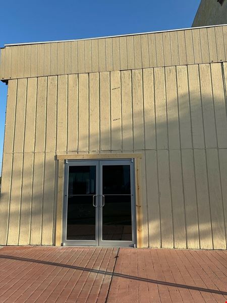 ±1,807 SF Retail Building in Taft, CA