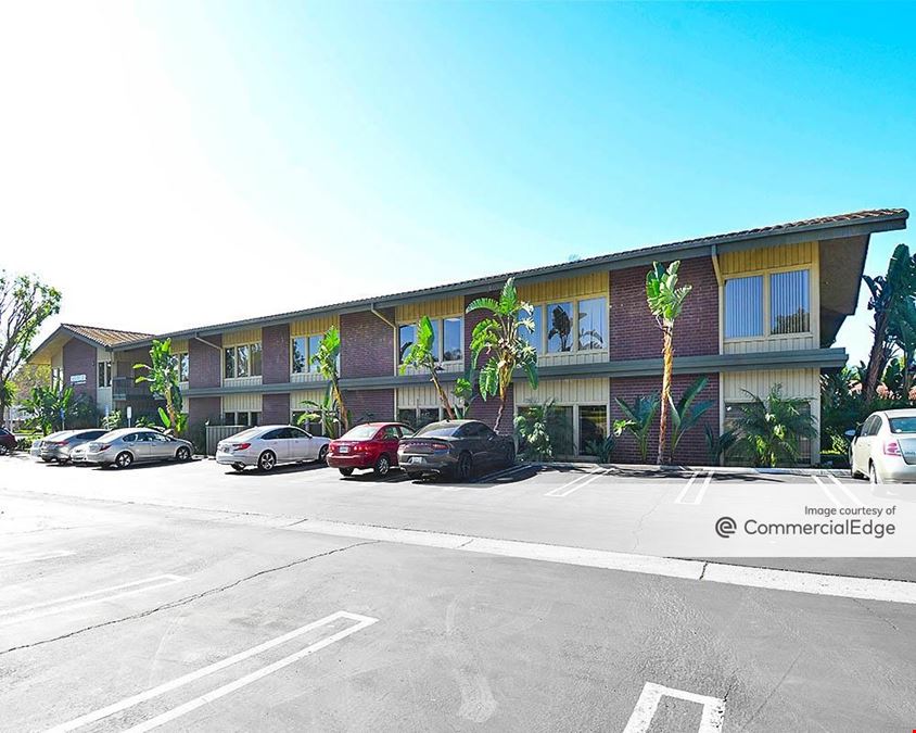 Founders Plaza