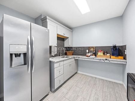 2614 W 13th St - FOR LEASE