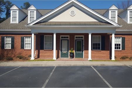 Commercial space at 3535 Roswell Road in Marietta