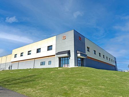 Industrial space for Rent at 200 Park Avenue in Warminster