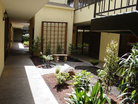 Oakridge Professional Center