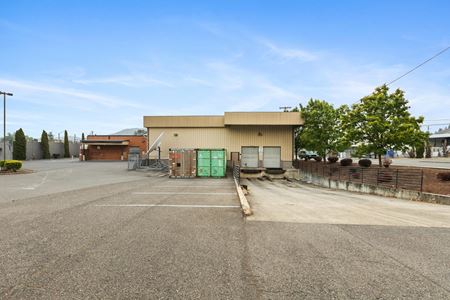 Office space for Rent at 345 NE Winchester in Roseburg