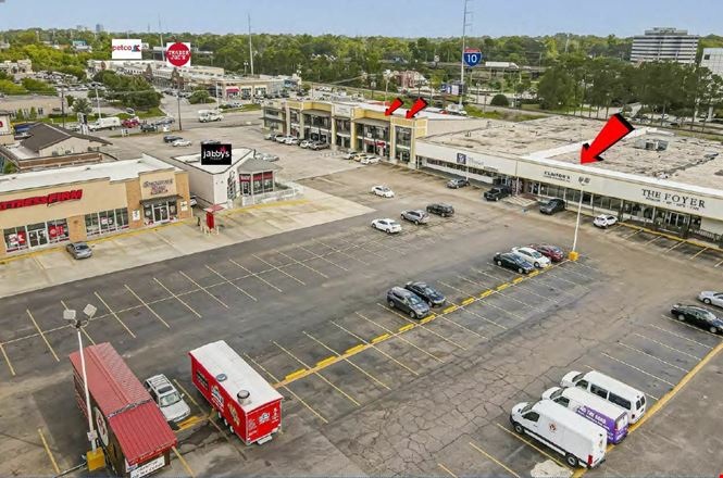 Acadian Perkins Plaza Shopping Center
