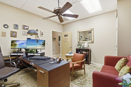 315 West Town Place