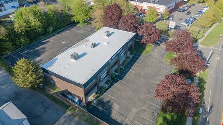 53 Lake Ave Ext.